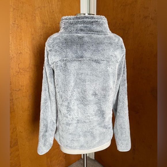 St. John’s Bay Active Faux Fur Gray Blue Pullover Sweater M Medium Zip Collar - Picture 2 of 9